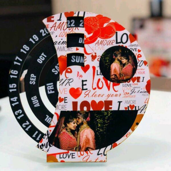 Personalised Table Calendar - Image 1