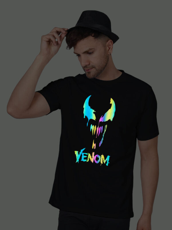 Black Cotton Venom Stylish Men Rainbow Reflective T-shirt