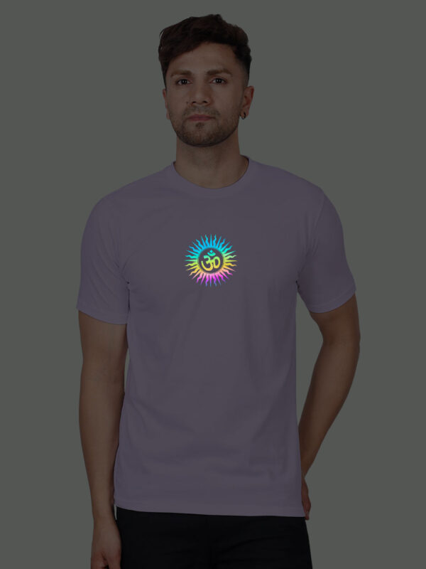 Lavender Cotton Om Men Rainbow Reflective T-shirt