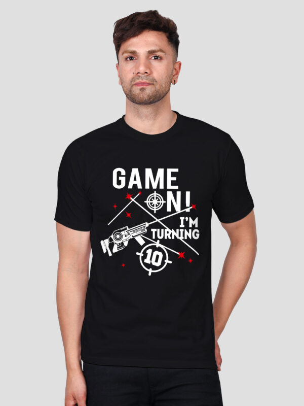Laser Tag Game in Men T-shirt - Image 1