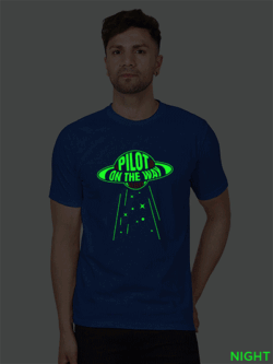 Rblue Cotton Pilot on the Way Men Glow in Dark T-shirt