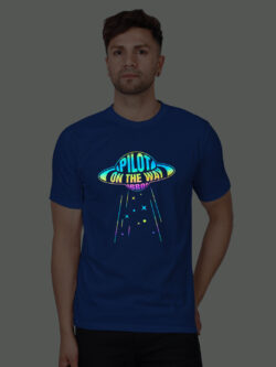 Rblue Cotton Pilot on the Way Men Rainbow Reflective T-shirt