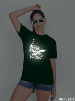 Bgreen Cotton Magician Baby Yoda Reflective Women T-shirt