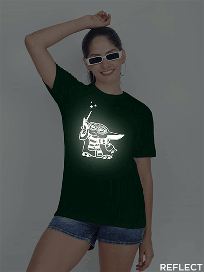 Bgreen Cotton Magician Baby Yoda Reflective Women T-shirt